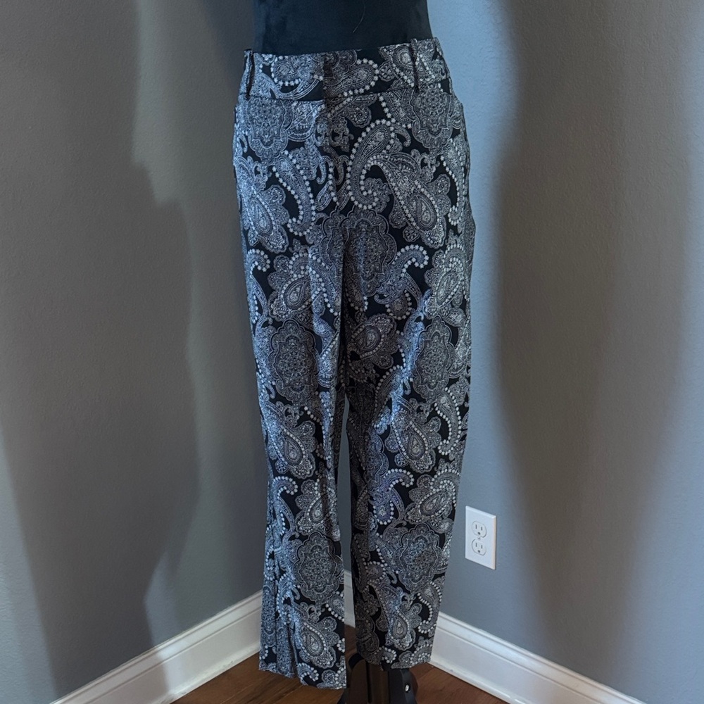 The Limited Black and Gray Paisley Skinny Pants